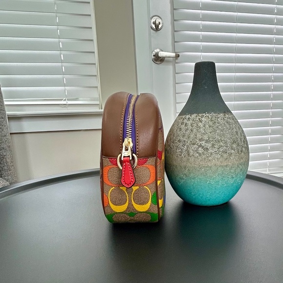 COACH Rainbow 🌈 Signature Bag w/ Crossbody Strap - Picture 9 of 11